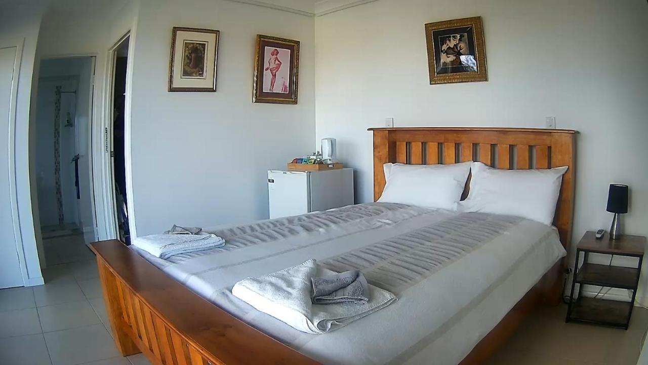Margs Bed And Breakfast Bowen Exterior foto